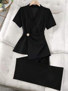 Seusyu Plus Size Women's Solid Color Waist Metal Button Asymmetric Hem Top And Pants Elegant 2-Piece Set - Black - View 1