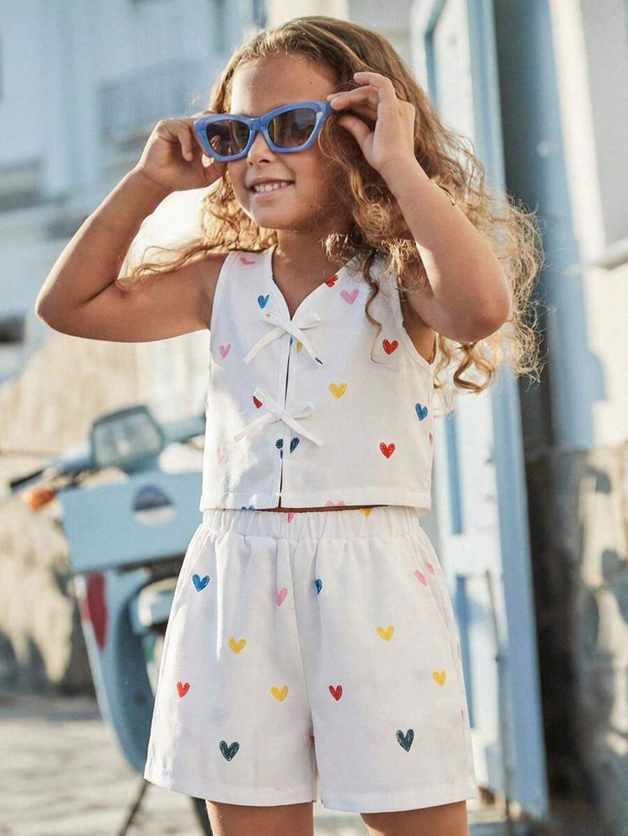 Emery Rose Kids 两件套女童编织爱心图案V领休闲衬衫和短裤套装 - 白色 - 查看 1