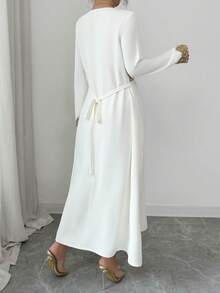 DAZY Robe élégante mi-longue à col V et manches longues avec appliqués décoratifs pour femmes - Beige - Voir 5