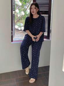 Dazy Plus 两件套优雅碎花宽松睡衣套装，包含上衣和裤子，大码女式春夏秋季睡衣 - 藏蓝色 - 查看 6
