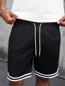 SLATEMANN Men's Street Academy Style, Sporty Casual Wear, Featuring An INS-Style Black Casual Shorts With A High Street Black-And-White Color-Blocking Design. These Loose-Fitting Shorts Have A Drawstring Design, Making Them Suitable For Music Festivals And Everyday Wear. - Black - View 5