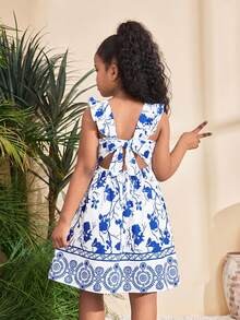 SHEIN 少女休闲度假风碎花荷叶边荷叶袖露背蝴蝶结装饰腰部喇叭裙 - 藍白色 - 查看 5