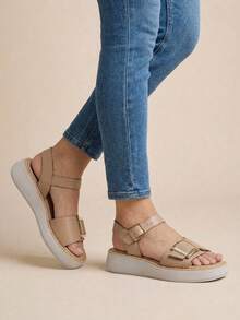 Huarache con plataforma y hebillas - Maquillaje - Ver 3