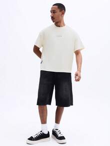 SUMWON Camiseta de manga corta con cuello redondo y ajuste boxy para hombres, con gráfico en la espalda con estampado de palmeras y casa de playa tropical para vacaciones de verano casual - Amarillo - Ver 3