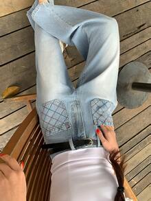 DAZY Women's Versatile Casual Quilted Flared Refreshing Denim Jeans, Suitable For All Seasons - Blue - View 4