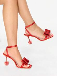 Glitzique 新品时尚水钻蝴蝶结水晶高跟凉鞋，百搭情人节风格 - 紅色 - 查看 1