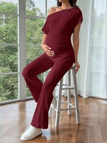 SHEIN Set de 2 piezas de camiseta asimétrica y pantalones de maternidad - Burdeos - Ver 4