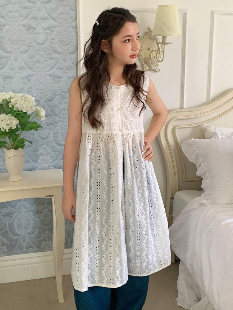 Tween Girls' Summer Casual Solid Color Hollow Out Embroidery Sleeveless Blouse