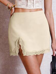 Lavishia Váy nữ ôm sát, thanh lịch, phối ren tương phản, chất liệu satin. - Màu Khaki - Xem 4