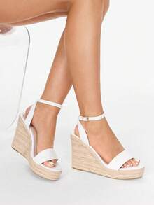 Glitzique 女士夏季海滩度假风格休闲透气亚麻绳圆头厚底凉鞋 - 白色 - 查看 3