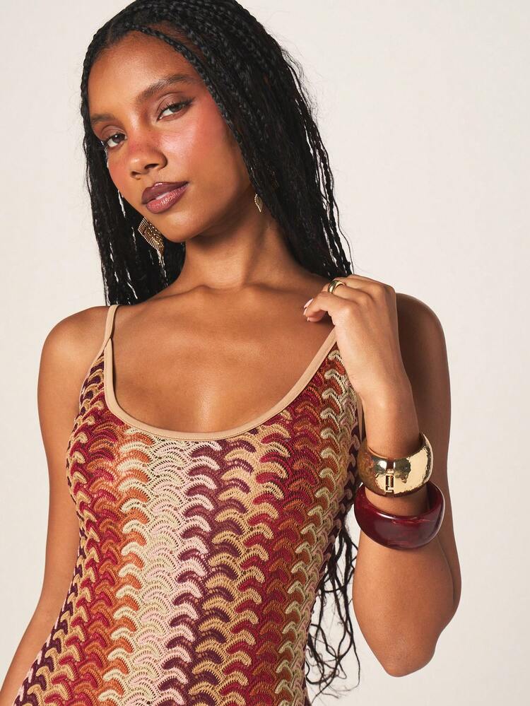 MISSGUIDED 女性用クロシェ編みマキシワンピース 長袖 スクープネック Aライン 秋冬 暖かい幾何学柄 マルチカラー ボヘミアンカジュアルデイウェア ファッションドレス