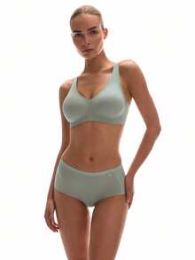 LUVLETTE Dream Curve 2ndSkin 绿色无钢圈无缝深V休闲隐形文胸 尺码自由 无痕内衣 舒适必备 - 橄欖綠 - 查看 5