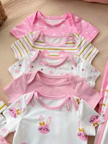 SHEIN 新生女宝宝15件套春夏可爱针织波点彩虹太阳草莓图案连体衣、帽子、手套套装，适合居家和日常生活穿着。 - 彩色 - 查看 2