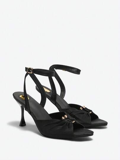 2025 夏季新款细高跟鞋褶饰金属扣尖头凉鞋，性感细高跟鞋，女士