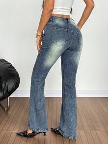 SHEIN PETITE 女士休闲百搭喇叭牛仔裤，带口袋 - 深色水洗藍 - 查看 4