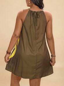 SHEIN TRVLCHIC Plus Size Women Tropical Plant Print Casual Halter Dress - Khaki - View 2