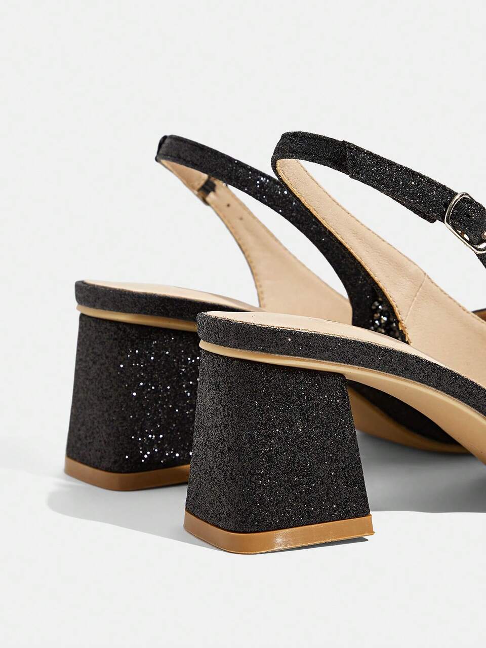 CUCCOO TILAWA Women's Shoes Are Wrapped In Cloth Square And Glass Rhinestone Decorative Pointed Women's High-Heeled Shoes, Suitable For Going Out, Banquets, Parties And Other Activities