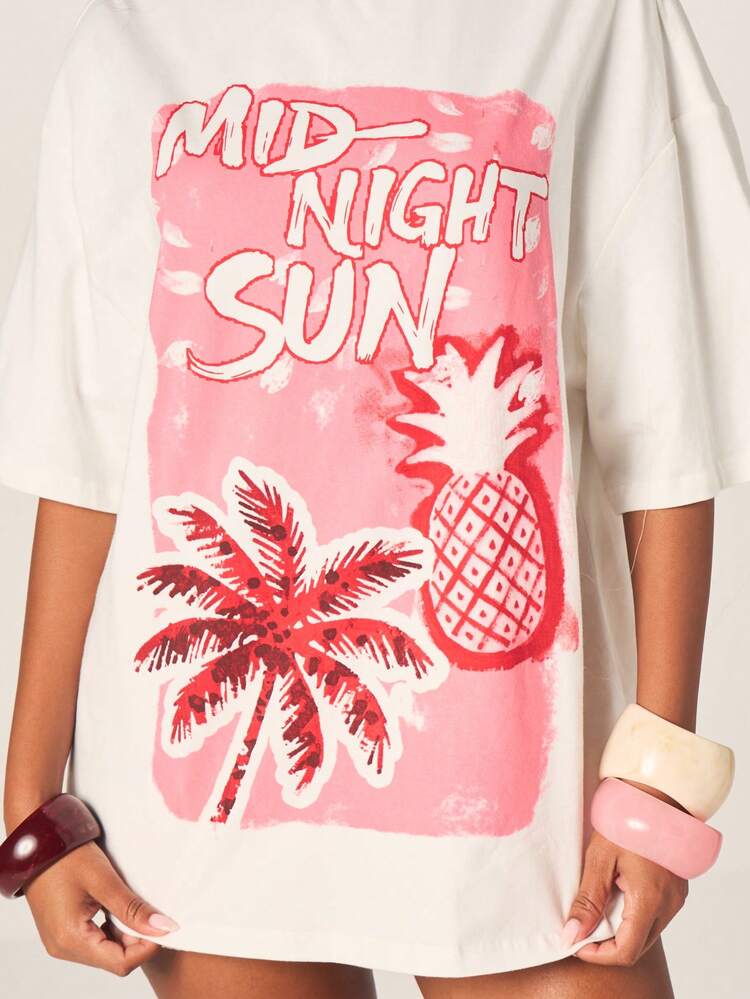 MISSGUIDED Camiseta oversize de mujer con estampado de palmera y piña, Paraíso tropical de sol de medianoche, Camiseta de playa de vacaciones de verano