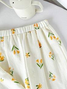 SHEIN 2件套女童碎花无袖上衣和宽松休闲裤套装 两件套女童碎花套装 女童两件套碎花套装 女童半身裙套装 碎花半身裙套装 女童碎花半身裙套装 蝴蝶结上衣套装 女童套装 女童服装套装 女童半身裙套装 碎花半身裙套装 2件套女童蝴蝶结上衣半身裙套装 姐妹装蝴蝶结上衣 - 杏色 - 查看 5
