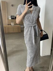 DAZY Women's Crossed V-Neck Short Sleeve Knotted Waist Fitted Elegant Mid-Length Dress - Khaki - View 3