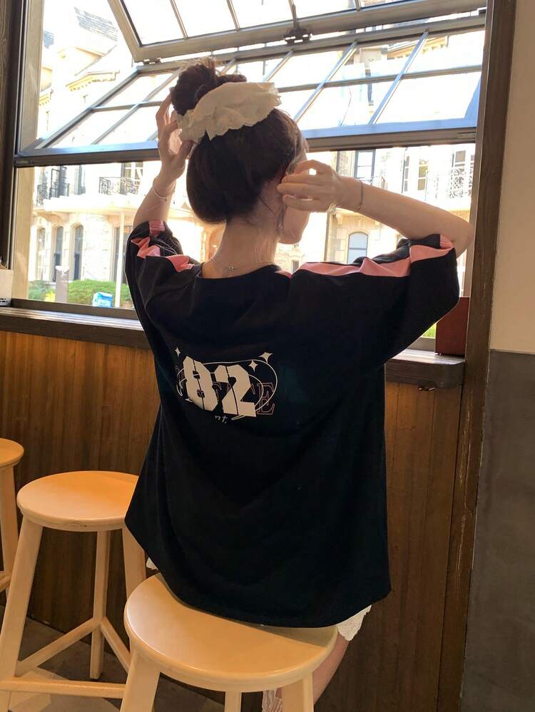 Women's Round Neck Contrast Color English Print Short Sleeve T-Shirt