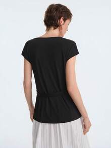 Aalyst Camiseta feminina de cor sólida com gola franzida e mangas curtas elegantes - Preto - Ver 3
