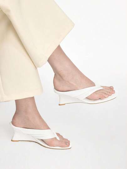 Mnmlis Women's Crossover Strap Design Peep Toe Wedge Heel Elegant Retro Glossy White Leather Sandals, Comfortable Platform Slip-On Suitable For Summer Commute, Shopping, Dating, Casual Wear