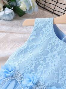 SHEIN Vestido de princesa de verano para niñas de 4 a 7 años con cintura de encaje azul, volantes y capa de tul - Azul - Ver 5