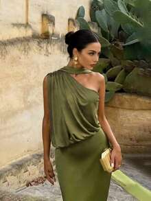 Firerie 女士优雅简约浪漫端庄宴会派对假日婚礼宾客度假不对称领口单肩垂褶修身亮面橄榄绿超长连衣裙 - 橄欖綠 - 查看 1