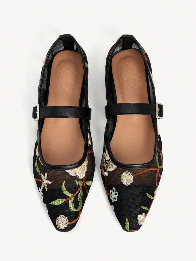CUCCOO CHICEST Women's Summer/Summer New Embroidered Pattern Strap Buckle Design Square Toe Comfortable Minimalist Flat Sandals, Versatile For Commute, Casual, Party, Afternoon Tea, Holiday Gift Elegant Shoes Wedding Shoes Summer Shoes Bride Shoes