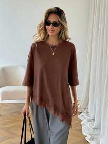 SHEIN LUNE 女士休闲纯色不对称下摆蕾丝拼接T恤，春夏日常基本款 - 棕色 - 查看 4