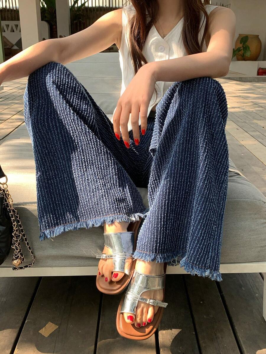 DAZY Quần jeans nữ dáng rộng ống loe, chất liệu vải dệt họa tiết, phong cách Hàn Quốc, thích hợp mặc thường ngày. - Màu xanh lam - Xem 1