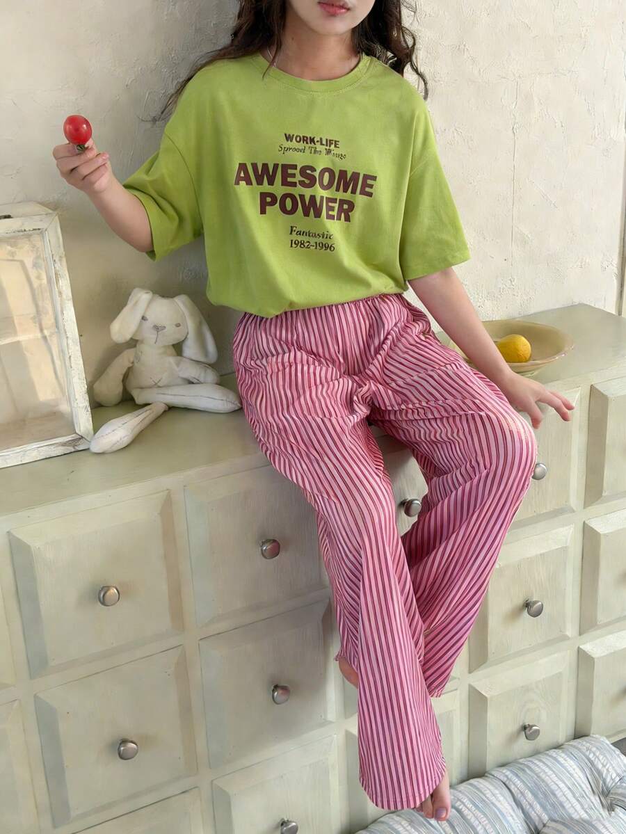 Dazy Kids 少女休闲字母印花装饰上衣和条纹宽松家居服套装,秋季 - 綠色 - 查看 1