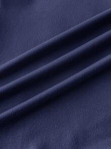 这款少女百搭纯色修身上衣，适合夏季穿着，高领露肩设计，优雅大方，适合参加节日庆典、乡村漫步、海滩度假、下午茶等各种场合，尽显端庄气质，既可作为舞会上衣，也可作为可爱上衣。 - 藏蓝色 - 查看 5