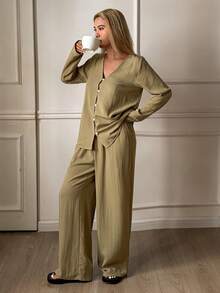 DAZY 极简宽松V领撞色纽扣女士睡衣套装 - 綠色 - 查看 5