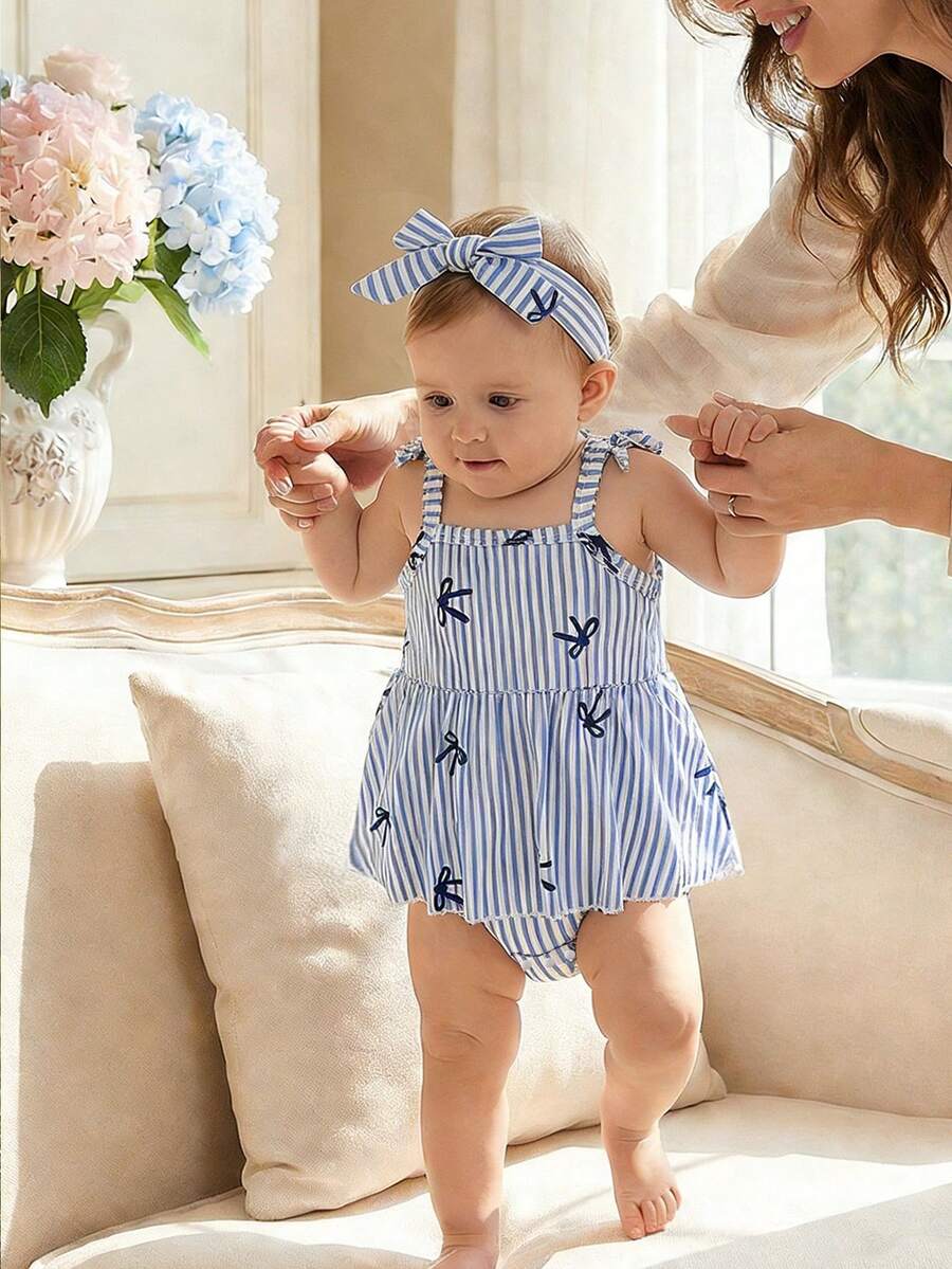 SHEIN Vintaside Kids 女婴夏季海滩度假条纹蝴蝶结印花系带露肩修身吊带连衣裙配发带 - 藍色 - 查看 1