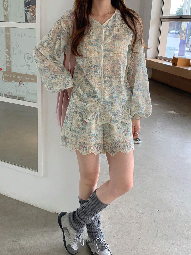 Women's Printed Loose Long Sleeve Cardigan And Loose Shorts Casual Elegant 2 Pieces Set