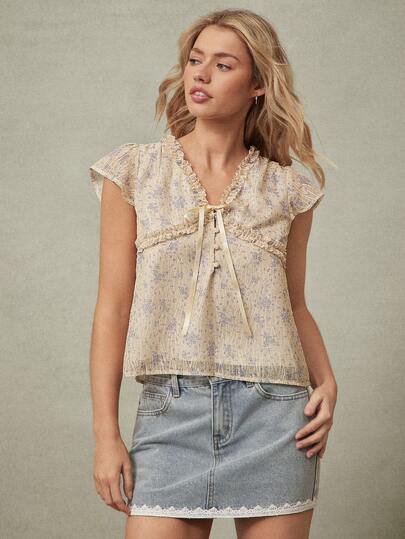 WESTFADE V Neck Tie Front Flutter Sleeve Textured Floral Print Ruffle Button Up Top Spring, Resort Wear, Summer, Casual, Cute, Boho, Vacation, Beach, Nashville, Cowgirl, Western Clothes, Festival, Stagecoach, Coachella