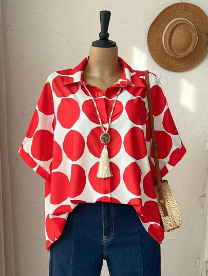 EMERY ROSE Damen Große Größen Geometrisches Muster Kurzarm Einreihiges Lässiges Loses Hemd