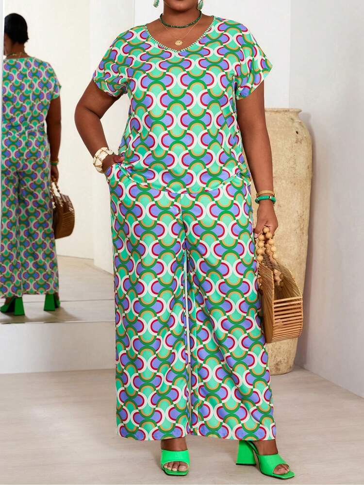 Plus Size Casual Allover Print Short Sleeve Top And Pants 2 Pieces Set Women Vacation Outfit Sets African Clothes For Women Women's Holiday Co Ord Women's Summer 2 Pieces Sets Summer Outfits For Women Beach Outfit For Women Casual Vacation Outfits Women Country Concert Outfit Peplum