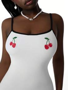 Amplova 女士吊带连衣裙，舒适针织面料，樱花刺绣，侧开衩修身裙摆，适合浪漫居家穿着。 - 白色 - 查看 5