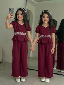 SHEIN Tween Girls' Elegant Beaded Puff Sleeve V-Neck Cinched Waist Blouse & Matching Solid Woven Pants Set, Burgundy, Spring/Summer - Burgundy - View 2