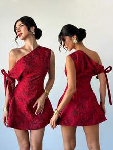 Firerie 女士优雅不对称提花连衣裙，花卉提花扭肩设计，优雅连衣裙，适合约会之夜、情人节、婚礼、优雅礼服、红色连衣裙、婚礼宾客礼服、春夏装、下午茶派对装、节日、生日、派对、约会、假日、正式晚宴、情人节、新年、春夏女士派对连衣裙，红色花卉连衣裙，蝴蝶结肩部连衣裙，单肩连衣裙 - 酒紅色 - 查看 4