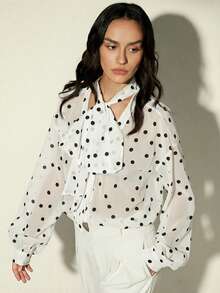 Aveloria Modichic V领前开襟黑白波点印花雪纺宽松百搭衬衫，配围巾，休闲通勤优雅百搭女装 - 白色 - 查看 6