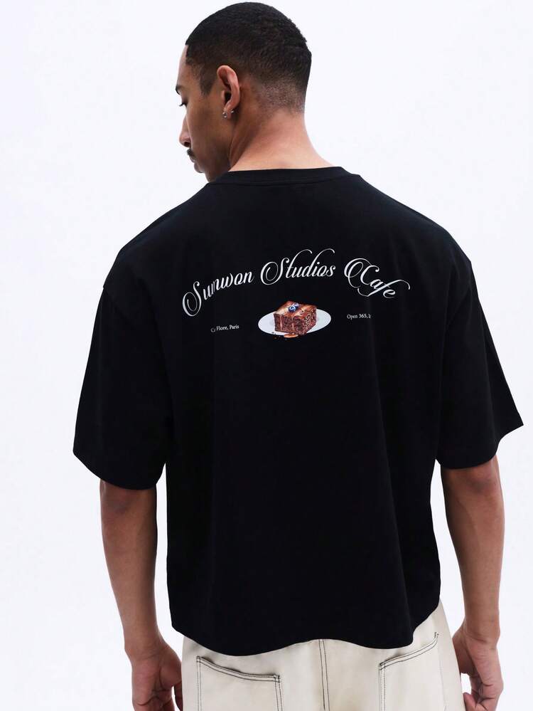 T-shirt noir coupe carrée avec logo imprimé