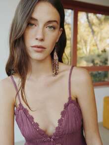 Nöista Summer Tops, Burgundy Lace Camisole, Fitted Cut, Retro Chinese-Style Knotted Buttons, Delicate Lace Trim, Elegant And Sexy. Versatile For Dates, Holiday Parties, A Going-Out Top. - Purple - View 7