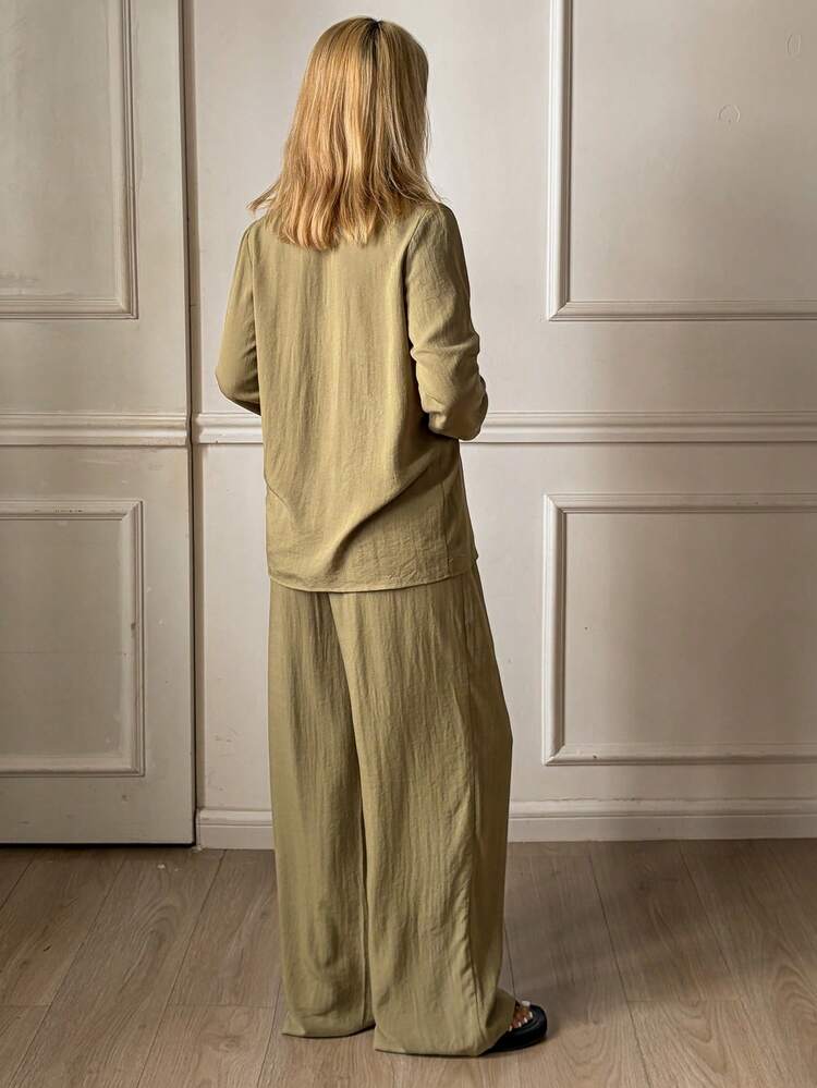 Minimalist Loose V-Neck Contrast Button Women Pajama Set