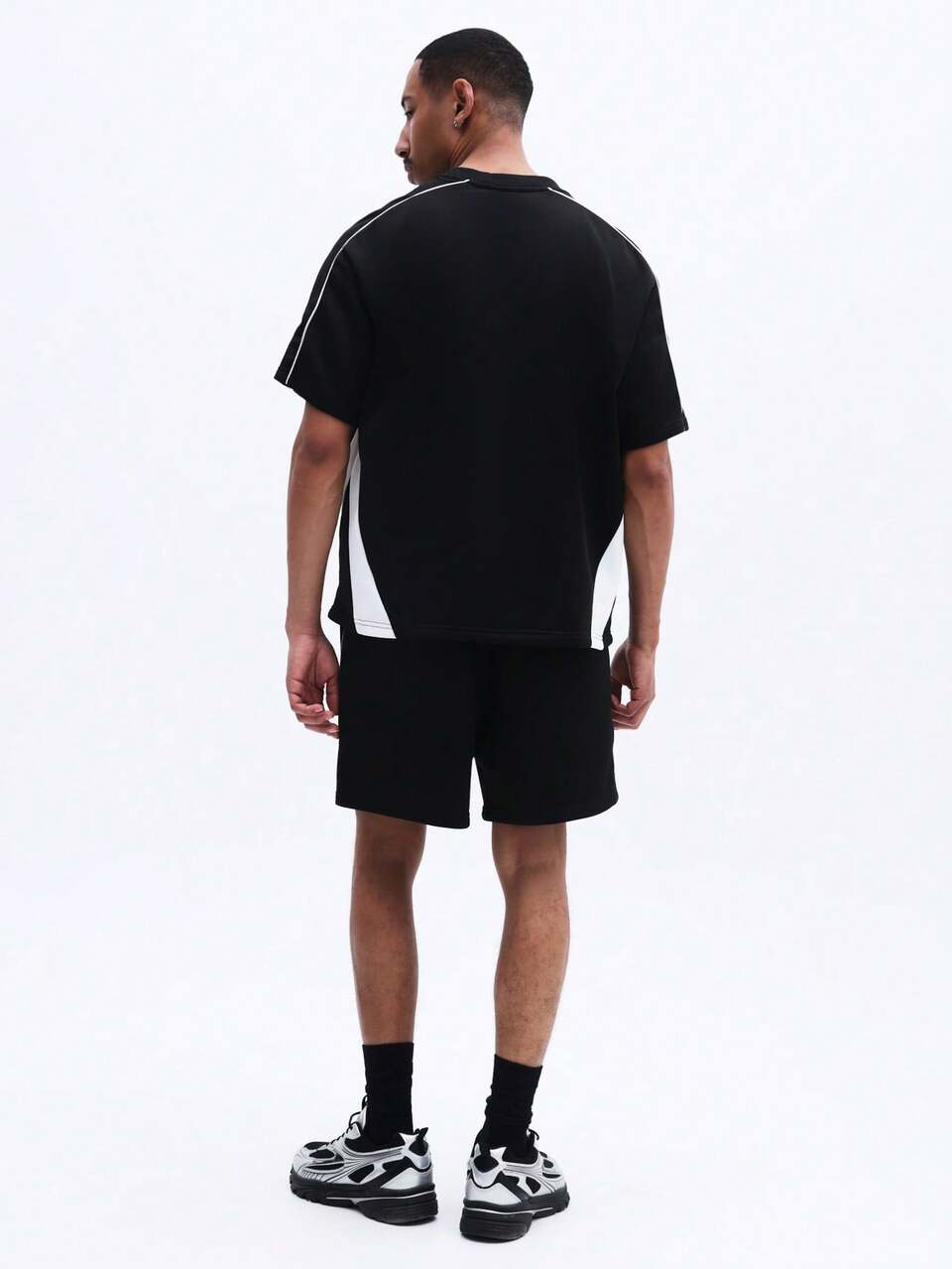 SUMWON Men's Black Color Block Piping T-Shirt And Shorts Co-Ord Set With Crew Neck Short Sleeve And White Contrast Detailing