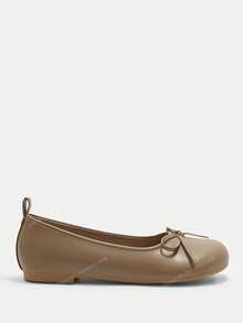 CUCCOO CURVES Women's Casual Versatile Commuter Bow Decor Wide Fit Flats - Khaki - View 4
