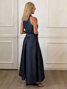 DAZY 女士无袖长款系腰休闲度假牛仔连衣裙 - 深色水洗藍 - 查看 6